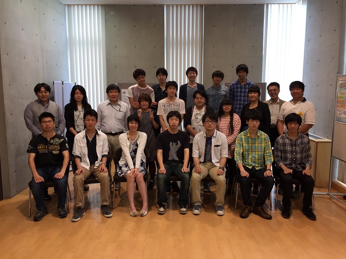 研究室学部生集合写真15