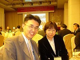 Banquet at Holiday Inn Seongbuk Seoul on November 11, Dr. K. Ui (left) and Prof. N. Yoshimoto (Yamaguchi Univ.) (right)